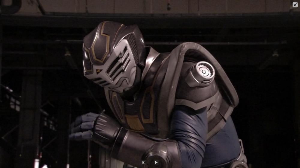 仮面ライダー王蛇（ブランク体） | 仮面ライダー図鑑 | 東映