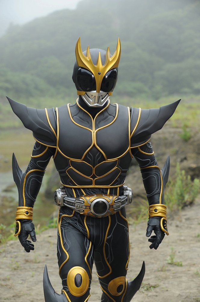 仮面ライダークウガ アルティメットフォーム (ダークアイズVer