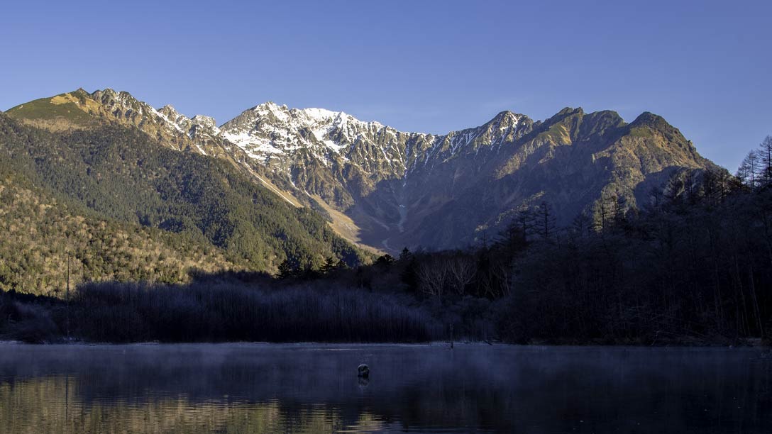 穂高連峰 – 上高地公式ウェブサイト