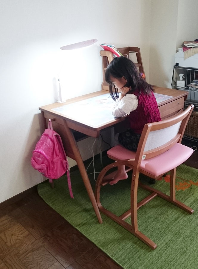 学習机・勉強机ならカリモク家具｜ピュアナチュール | 国産家具