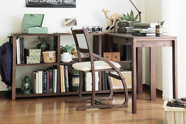 学習机・勉強机ならカリモク家具｜デスク関連アイテム｜国産家具