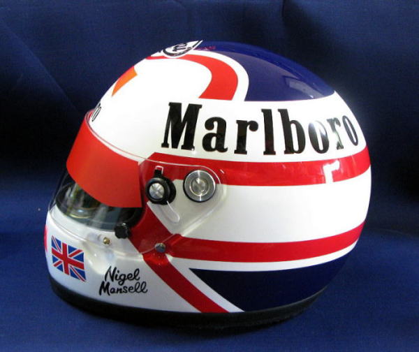 1990年のナイジェル マンセル仕様で製作ヘルメット