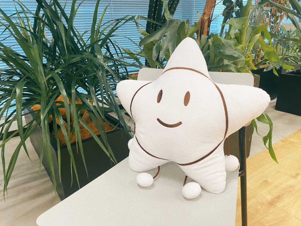 伊東歌詞太郎BIGセーメーぬいぐるみ発売決定！ - 伊東歌詞太郎