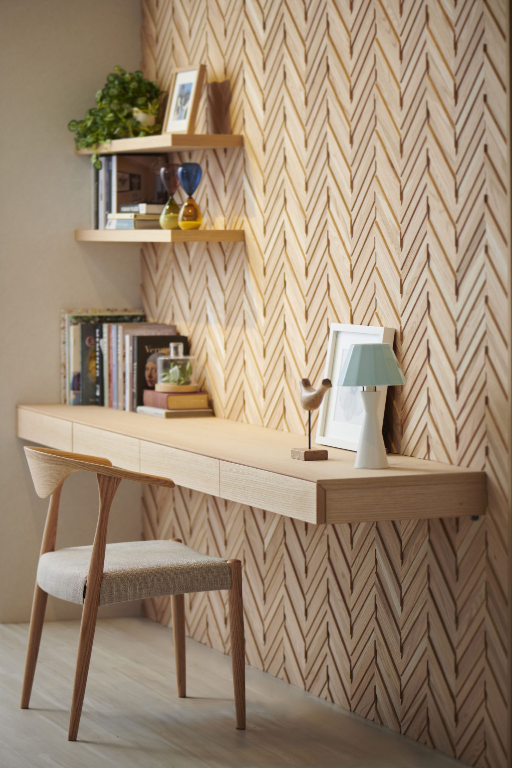 デスク (フロートタイプ) - 国産無垢家具は飛騨高山発の家具メーカー