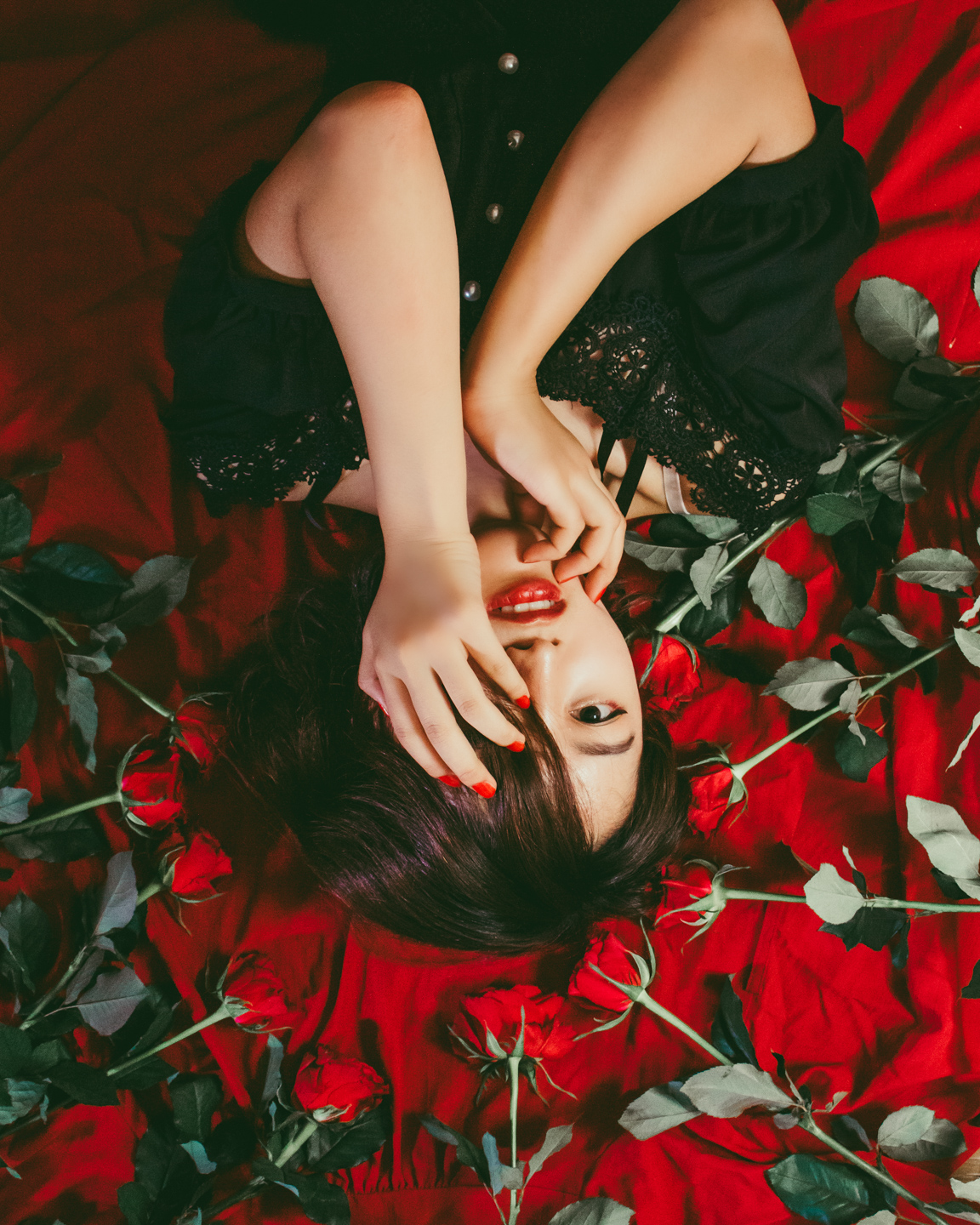 セルフポートレート」の魅力｜Rinaty | ShaSha