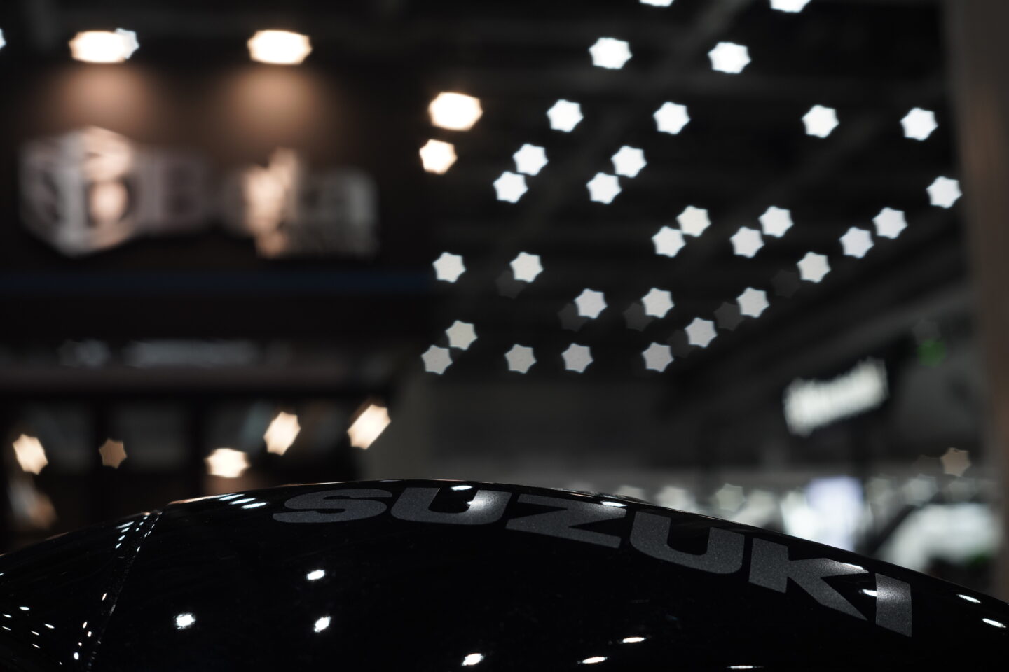 オールドレンズ】独特な六芒星（ヘキサグラム）ボケが魅力の「INDUSTAR