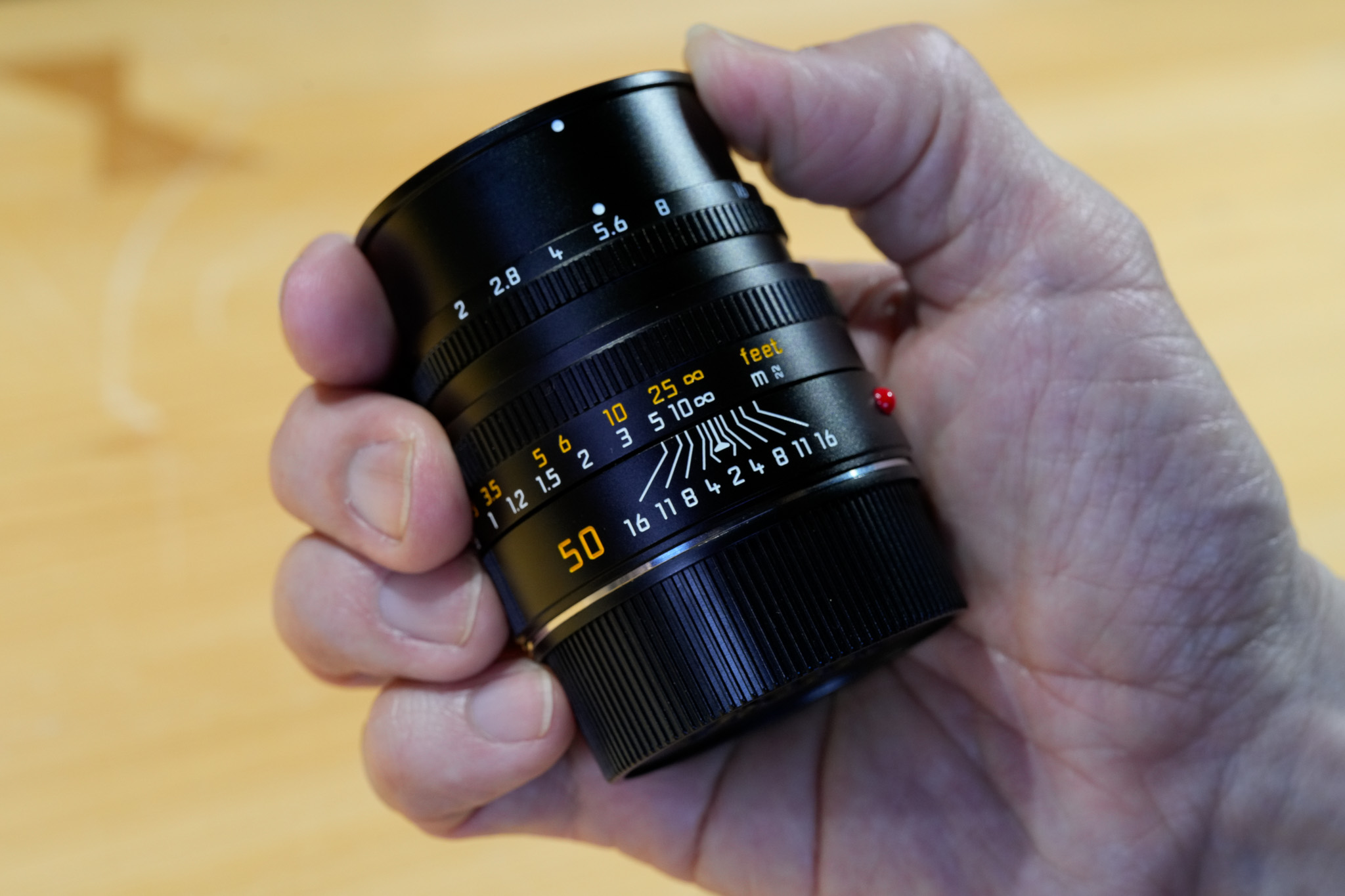 新宿 北村写真機店のカウンターで、お薦めライカを味わい尽くす｜Vol