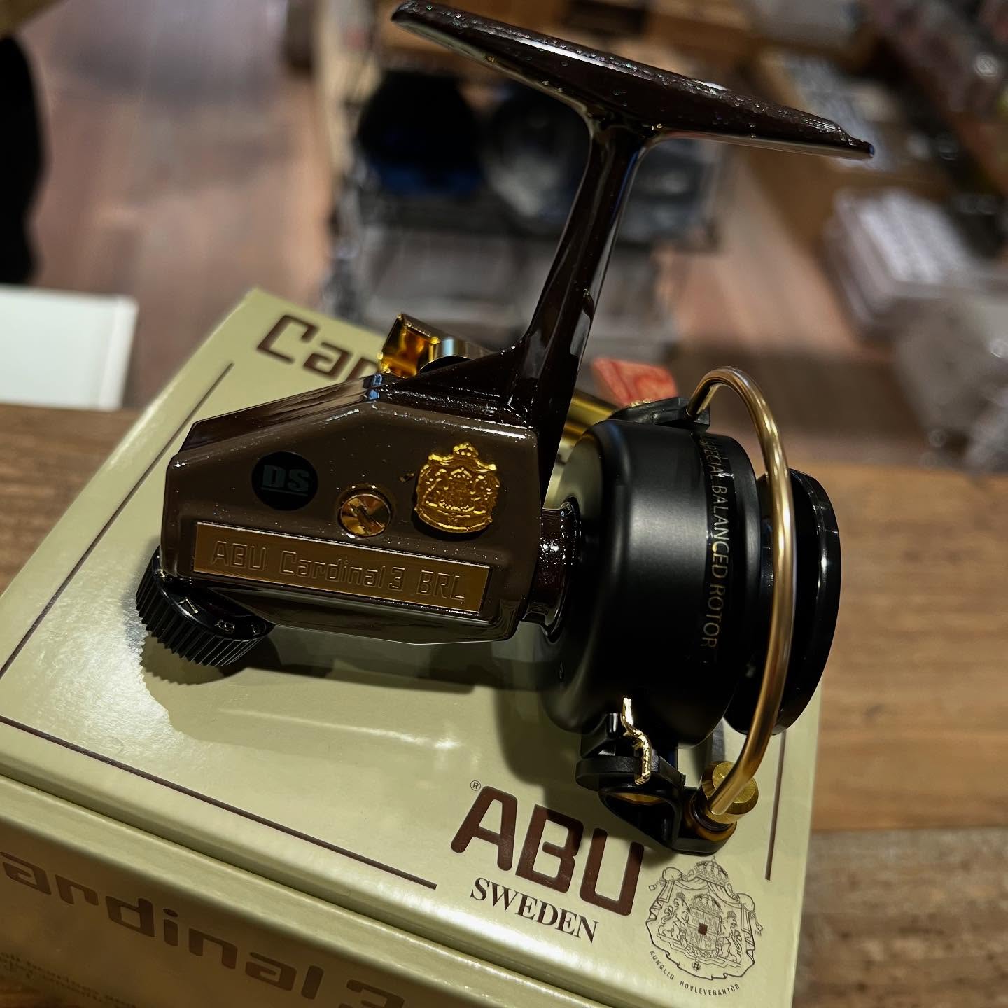 限定のABU×ディスプラウトのコラボカーディナル3が入荷しました