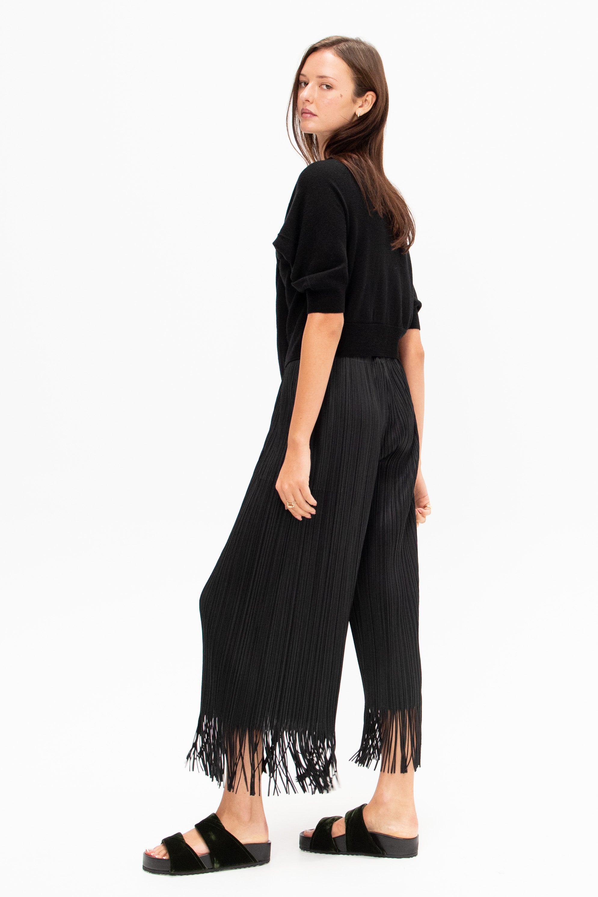 イッセイミヤケ PLEATS PLEASE ブラック ガウチョパンツ サイズ3