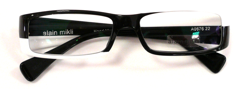 alain mikli アランミクリ・ツイストシリーズメガネフレーム Black