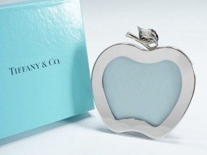 ティファニーのアップル型フォトフレーム | 東京世田谷の買取専門店