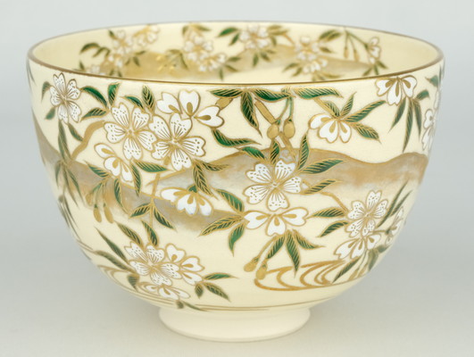 栗山園オンライン通販部 / 【出物】 色絵桜花画茶碗 清閑寺窯（杉田祥平）