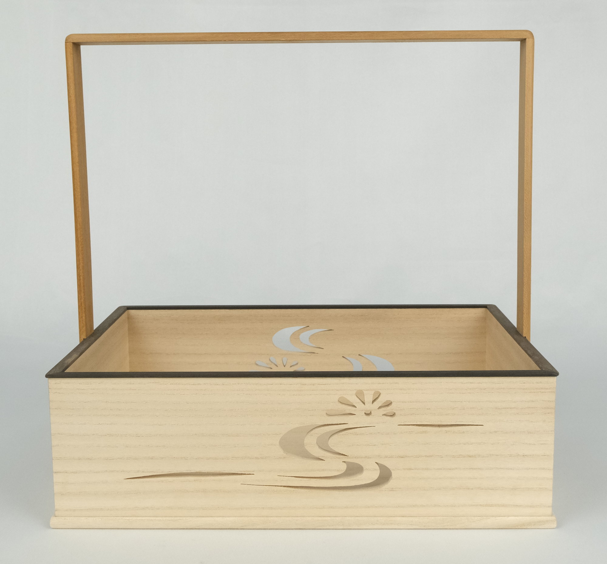 栗山園オンライン通販部 / 【出物】 鵬雲斎好写菊水透手付莨盆 山本貞斎