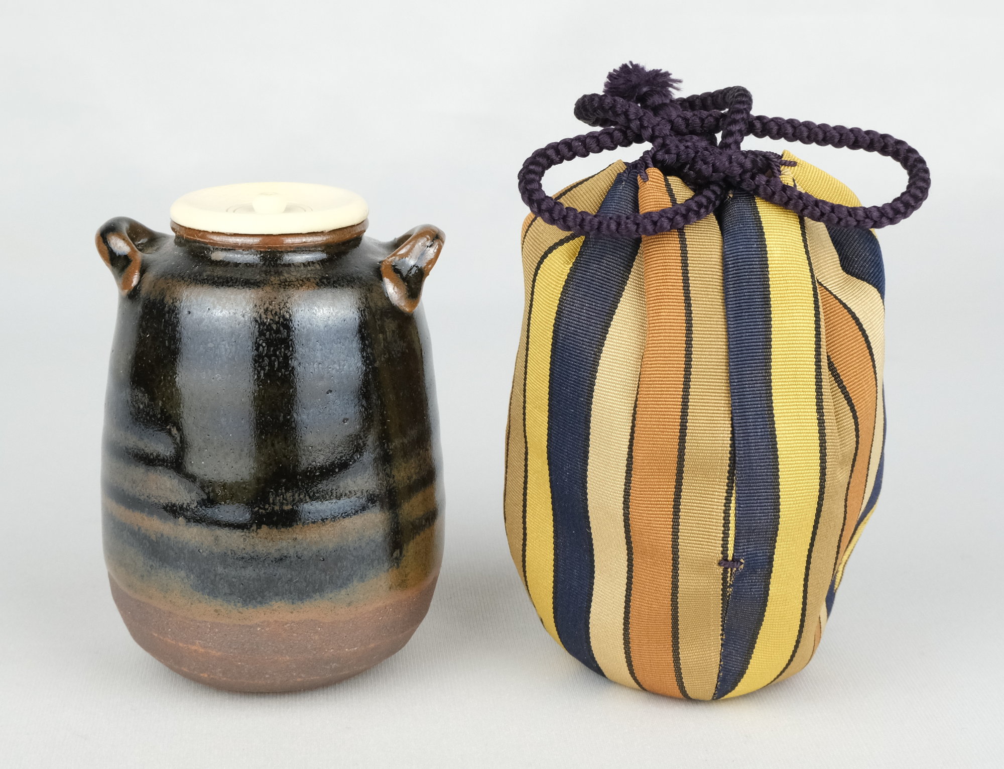 栗山園オンライン通販部 / 【出物】 古瀬戸耳付茶入 山口錠鐵