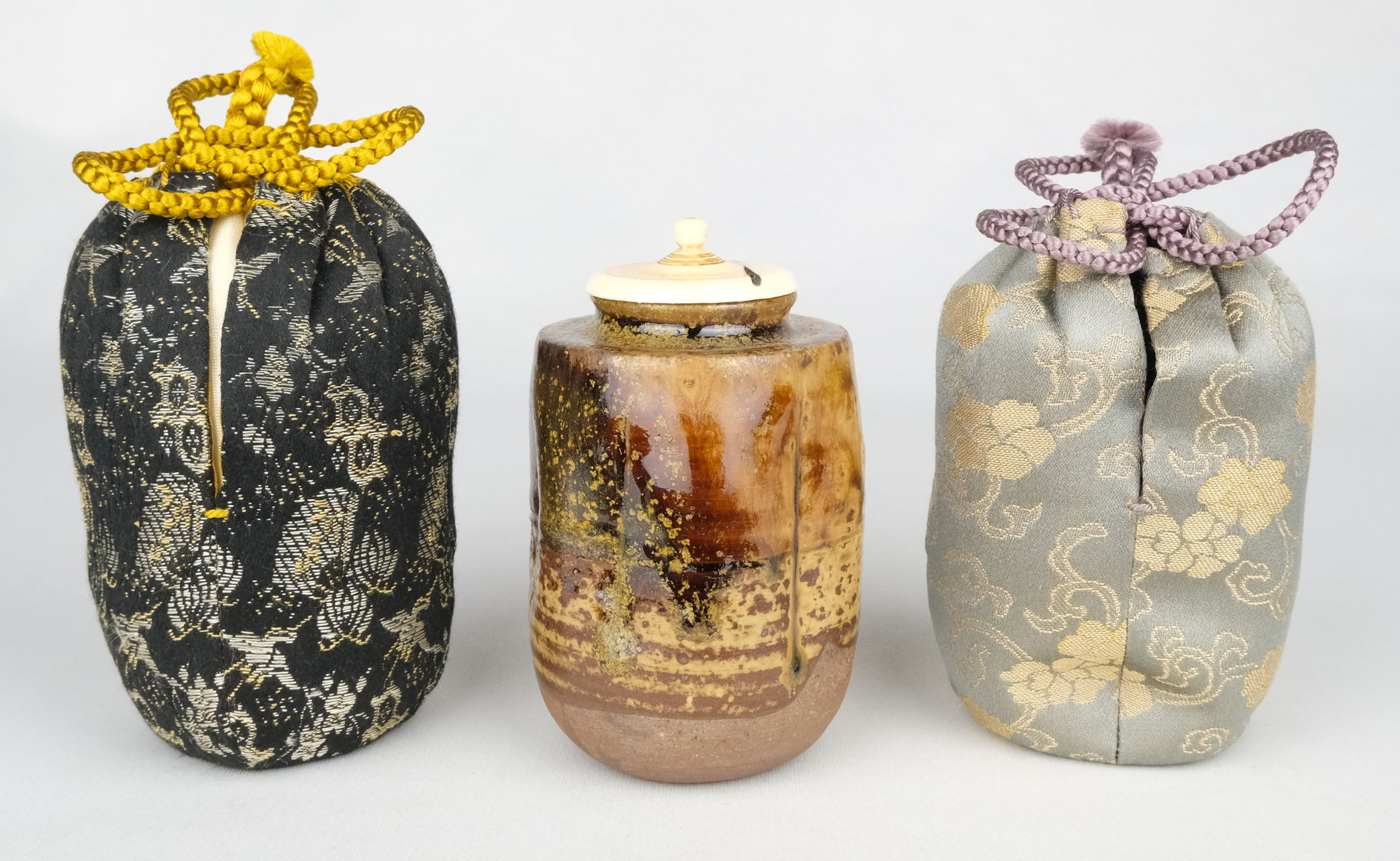 栗山園オンライン通販部 / 【出物】 丹波茶入 石田陶春