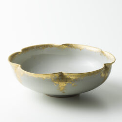 川瀬忍 青磁輪花鉢 | しぶや黒田陶苑