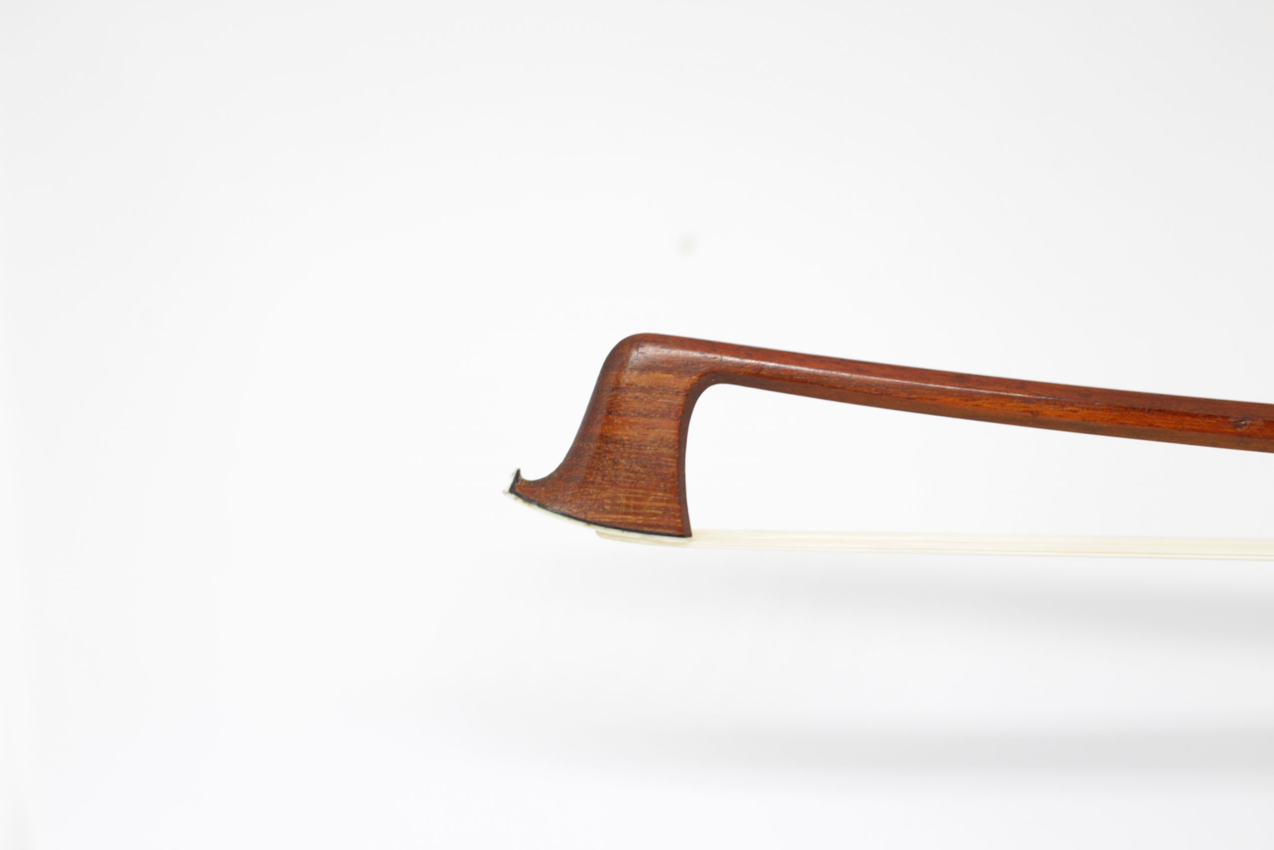 フレンチボウコレクション【大阪梅田店】 – クロサワバイオリン新着情報