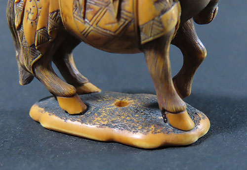 鳥型根付 時代 彫刻 骨董 古道具 緒締 約4✖️4センチ 鳥型