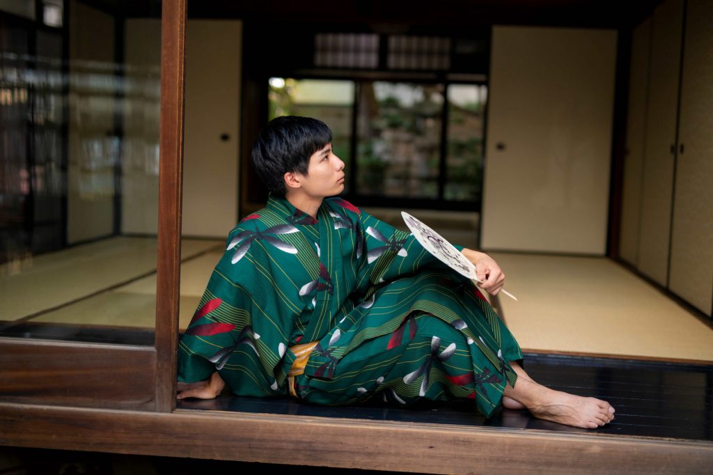 衣装協力】雑誌「Stage Navi」Snow Manの岩本照さんに浴衣の衣装提供を