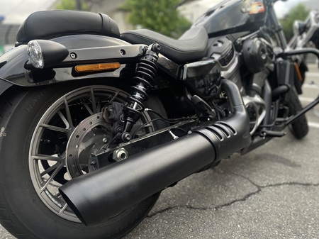 RH975 RH975S 純正サスペンション ナイトスター純正サスペンション