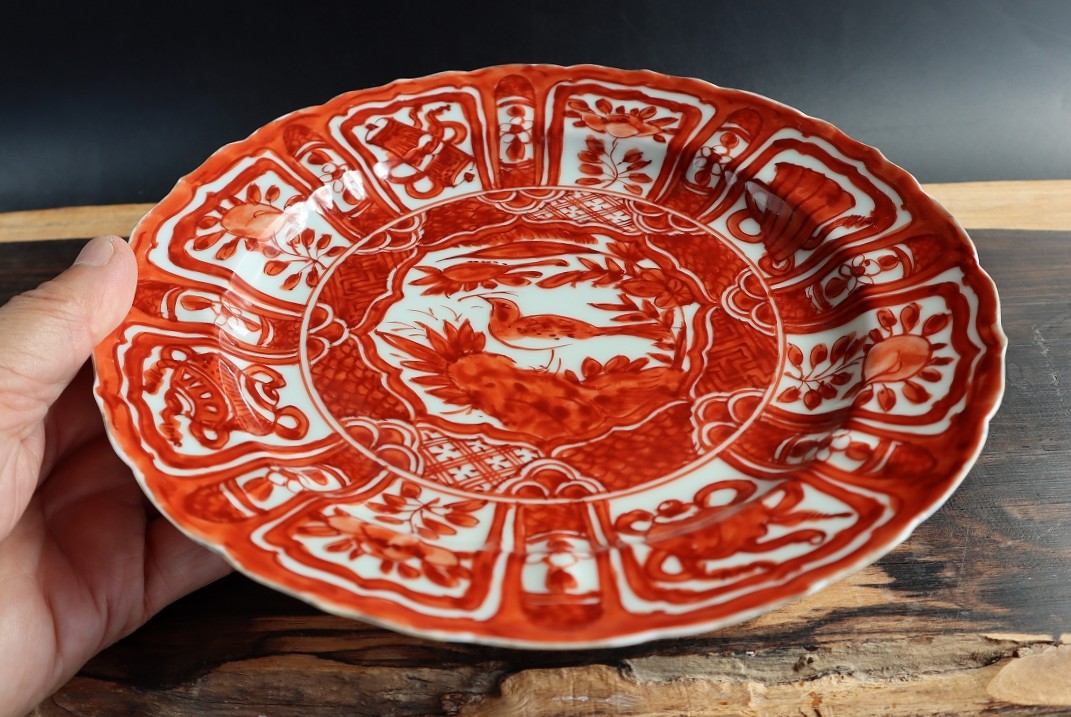 新・赤絵芙蓉手打ち込み七寸皿 / ことよりモール