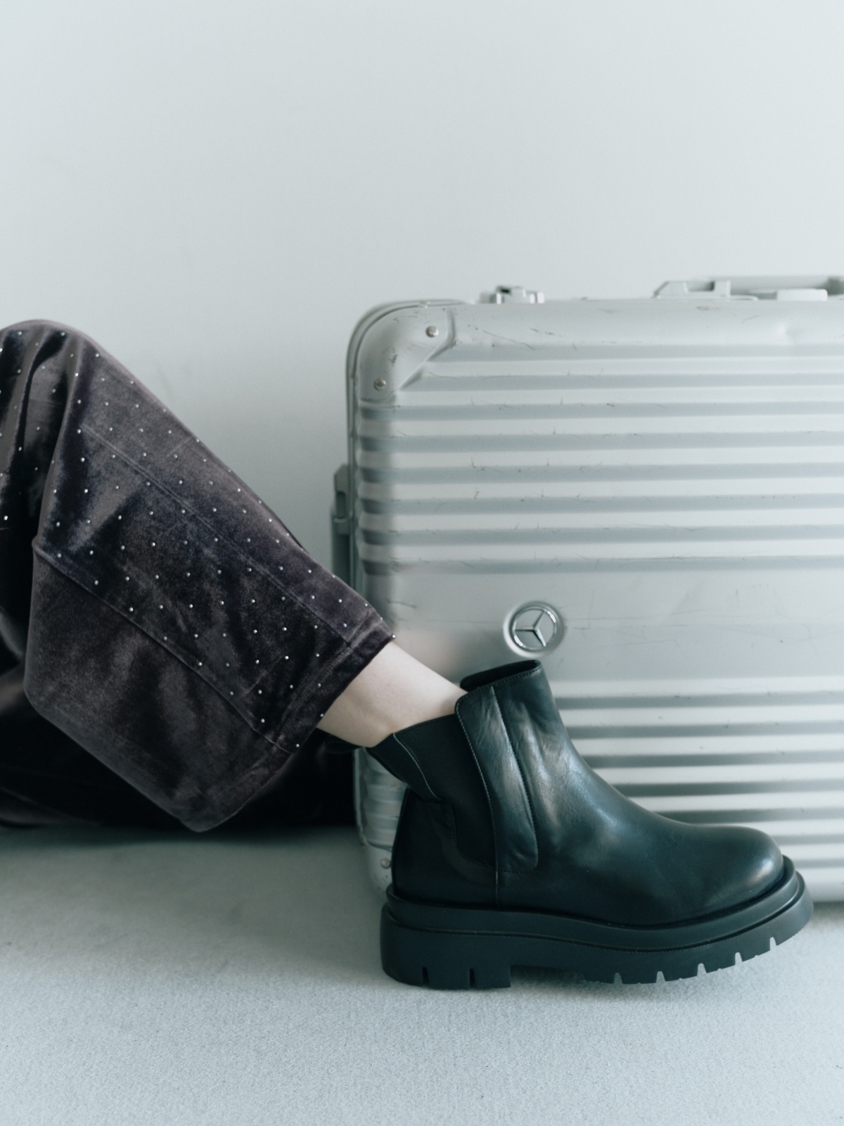 Chelsea Short Boots - HIAND