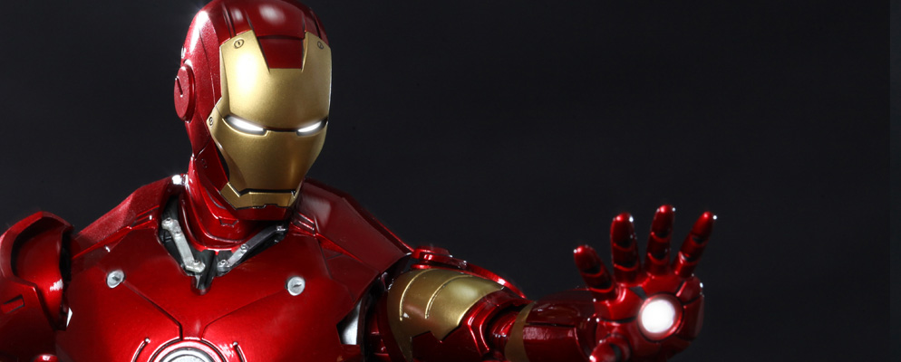 アイアンマン マーク III (ゴールデンカラー版) ホットトイズ