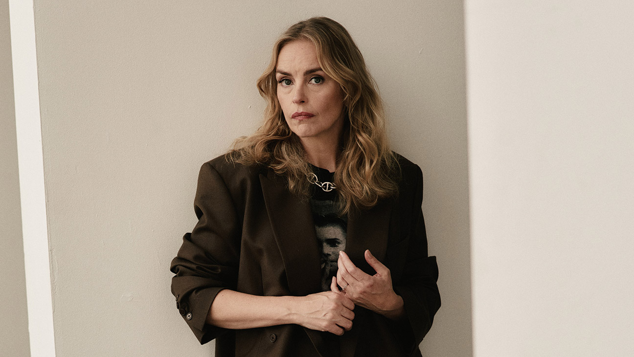 Nina Hoss Interview: 'Heda' Queer Adaptation