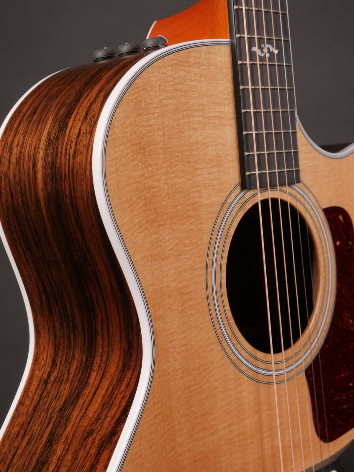 Taylor 414ce-R - Hearts' Home Acoustics
