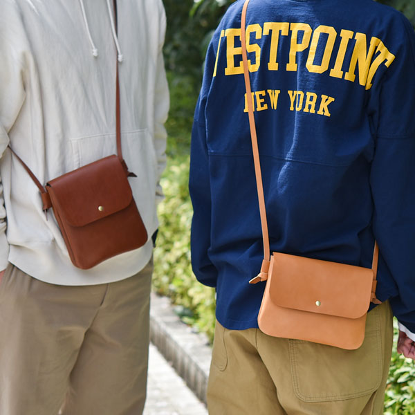 大人から子どもまで使える2部屋サコッシュ / 革鞄のHERZ(ヘルツ)公式通販