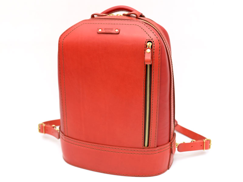 ビジネスリュックとしてもおすすめのA4ファイル対応のビートルリュック