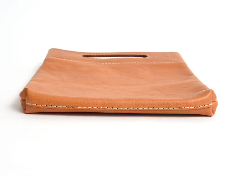 リュックを整理できる持ち手のついたA4・A5縦型バッグインバッグ / 革