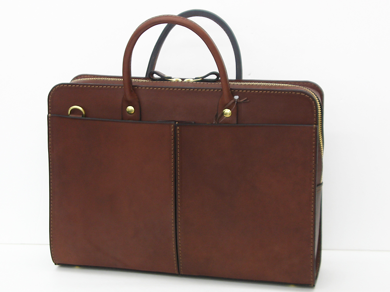 前後面に大きなポケットが付いた人気の総革2wayビジネスバッグ / 革鞄