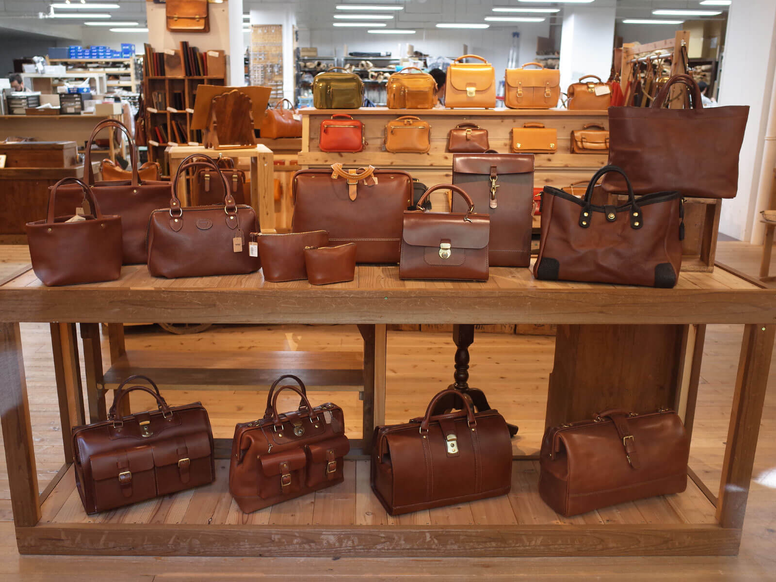 ヘルツ本店ちょこっとチョコに染まる 2017春｜革鞄・革小物のHERZ公式通販