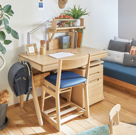 楢(ナラ)材と国産にこだわった学習デスクコレクション2021｜浜本工芸