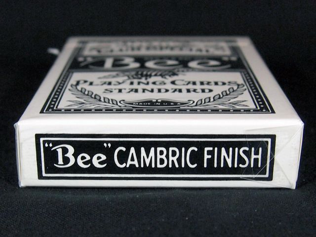 未開封デッドストック!!【Bee】カジノホテル実使用トランプ(GOLDEN