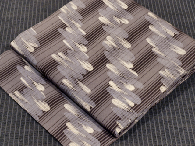 帯のアトリエ花邑 hanamura 銀座 「両滝縞に霞文様 型染め 名古屋帯」