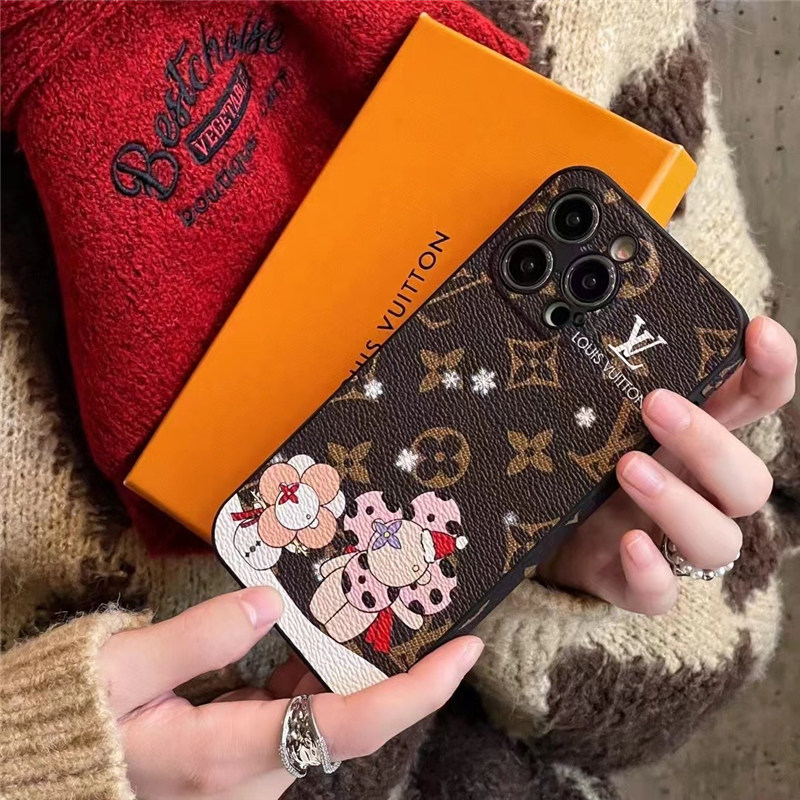 11 LOUIS VUITTON(ルイヴィトン) 携帯電話ケース モノグラム
