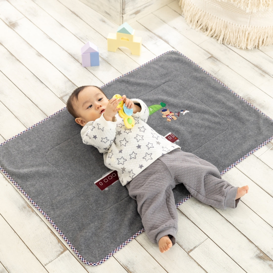 ファミリア×阪急電車 ブランケット