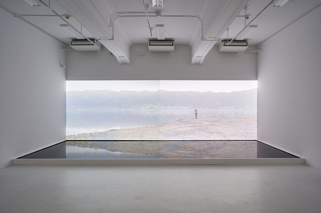 Painting to Be Shown to the Lake – Yuki Harada