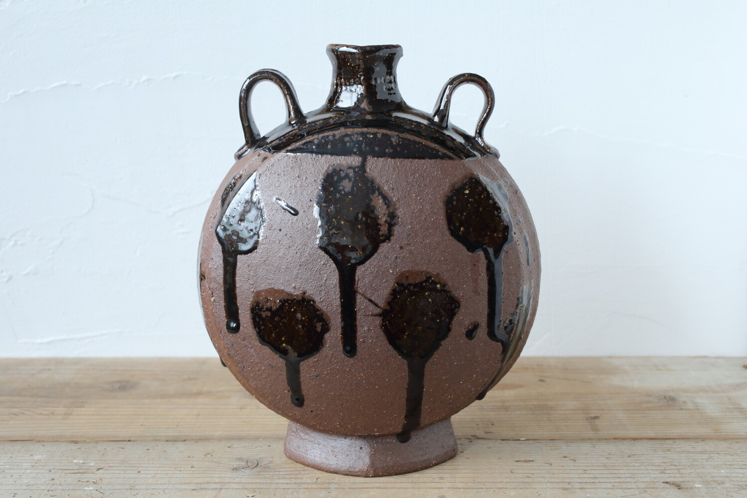 日々の暮らし | 鉄打双耳扁壺 | 酒津榎窯 武内立爾