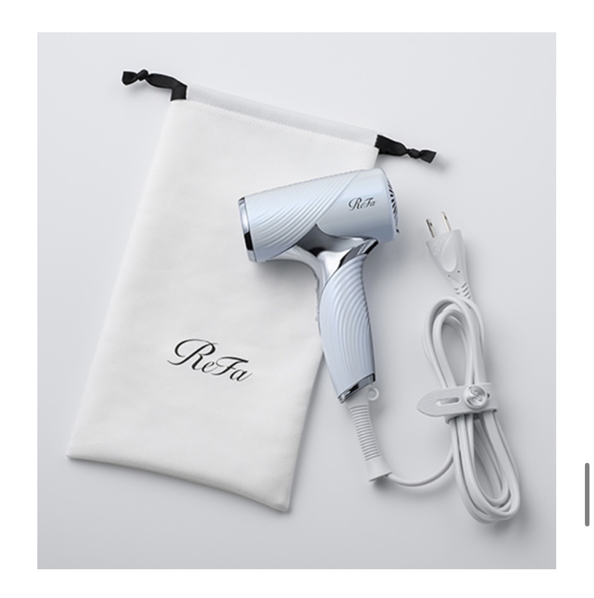 髪を守りながら速く乾かす、リファドライヤーSEの性能について｜ブログ