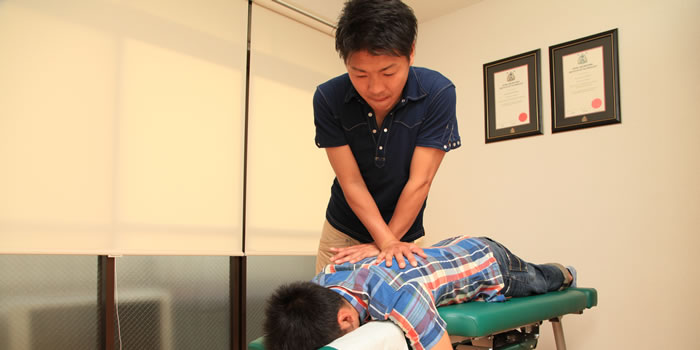 茅ヶ崎駅南口徒歩4分｜臨床歴22年・4万人施術｜茅ヶ崎 広沢カイロ