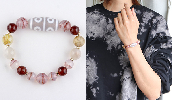 八眼白玉髄天珠ブレス（八眼白玉髄天珠・マダガスカル産シナバーイン