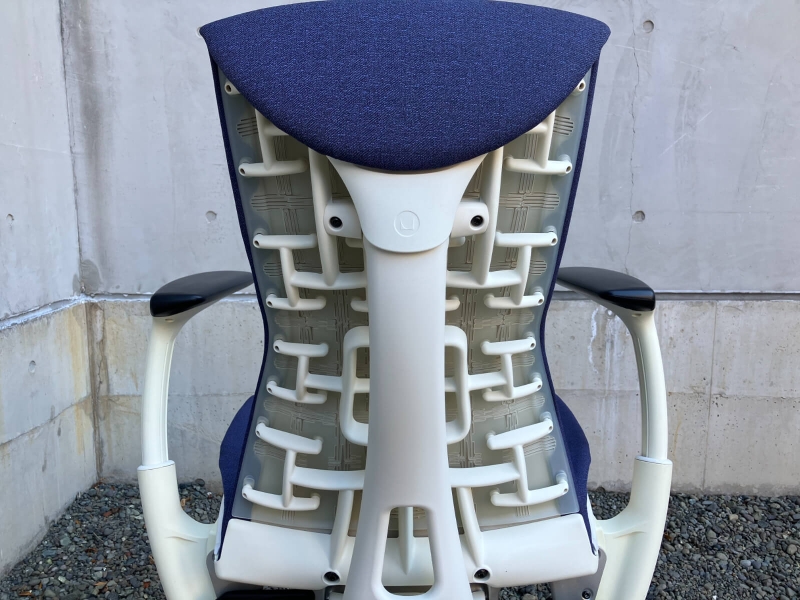 ハーマンミラー エンボディチェア ブルー 中古 Herman Miller Embody