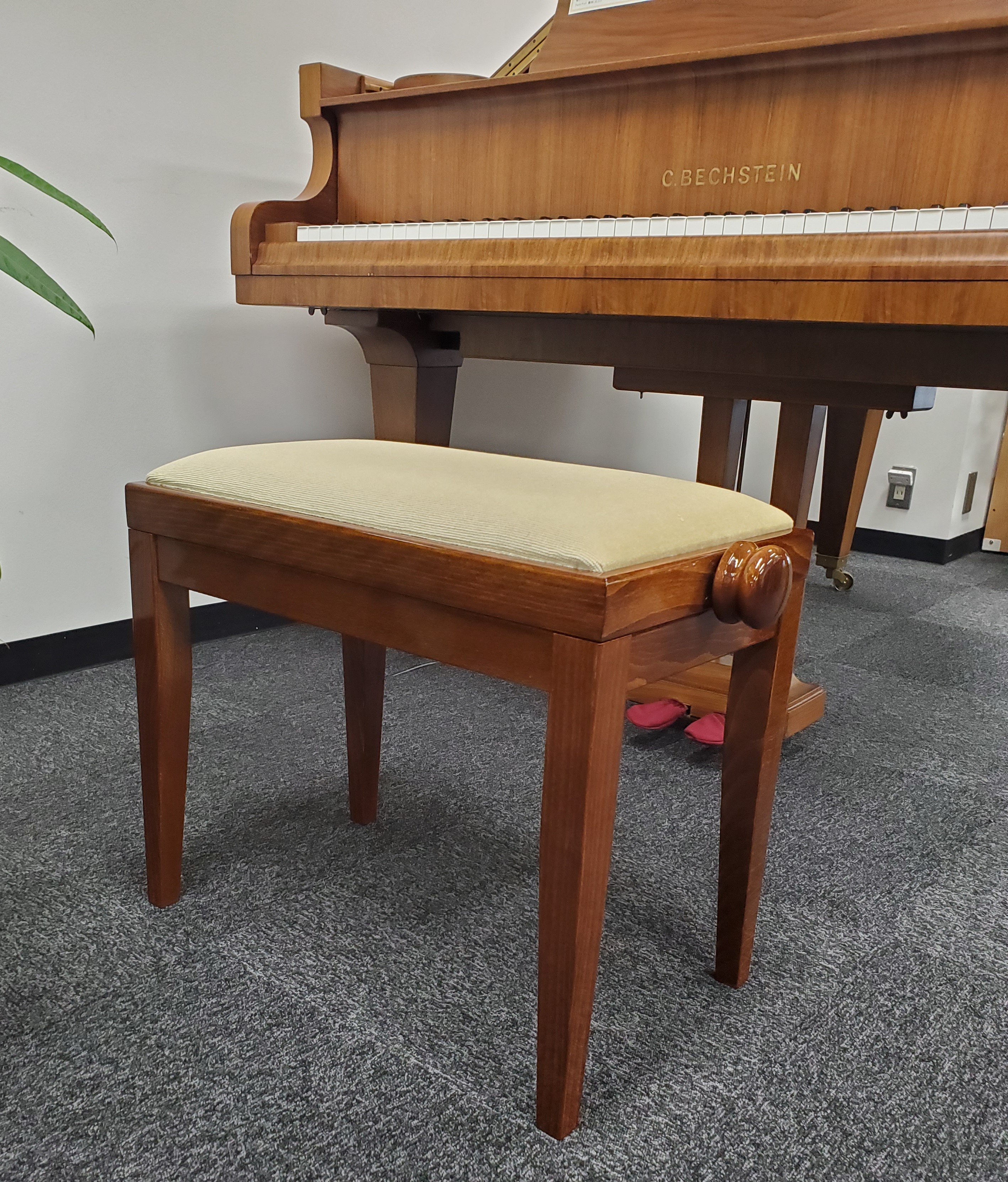 ピアノ椅子｜ディスカチャーチ｜輸入ピアノ.com／株式会社カモシタピアノ