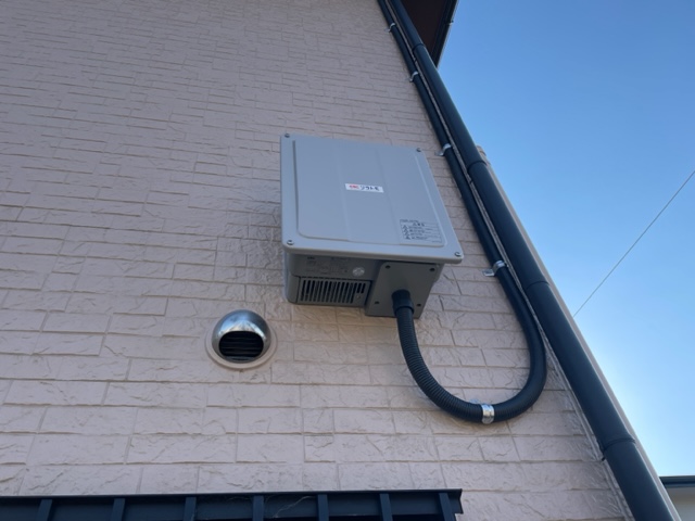 太陽光発電 長州産業台形パネル寄棟屋根 4.74kw＋オール電化設置工事