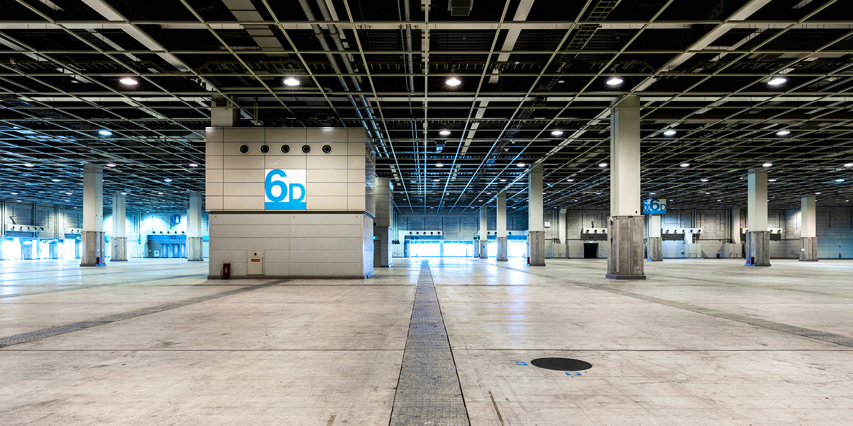 6号館Dゾーン｜展示場・会議室｜主催者の方へ | インテックス大阪