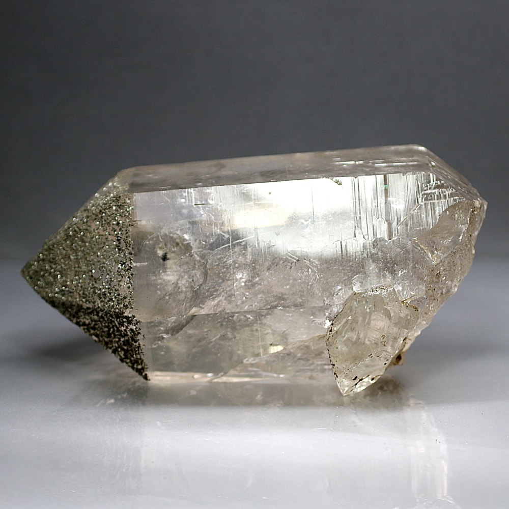 ガネッシュヒマール/ラパ産]ヒマラヤ水晶原石ナチュラルポイント/水