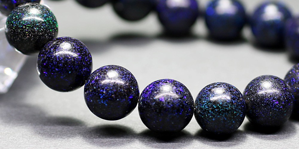 高品質++]ブラックマトリックスオパールブレスレット（約11mm玉